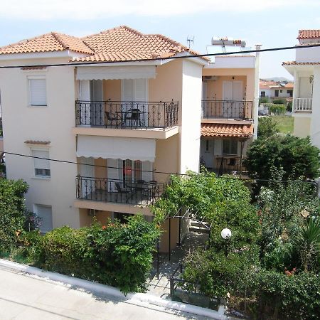 Efi Apartments Myrina Exterior foto